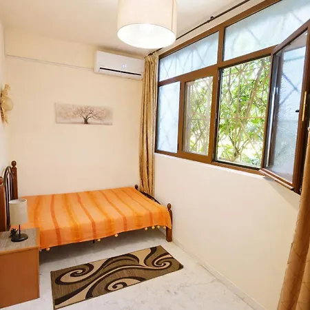 Two-floor House Next To Sea Loutraki (Corinthia)
