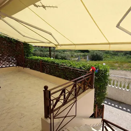 Apartment Two-floor House Next To Sea Loutraki (Corinthia)