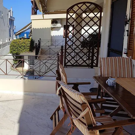 Apartment Two-floor House Next To Sea *