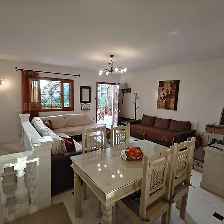 Two-floor House Next To Sea * Loutraki (Corinthia)