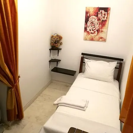 Two-floor House Next To Sea * Loutraki (Corinthia)